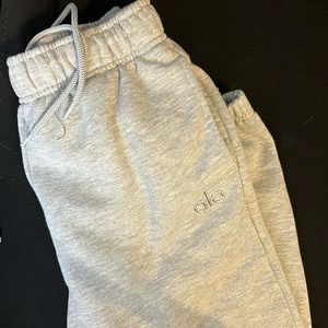 Alo Yoga sweatpants